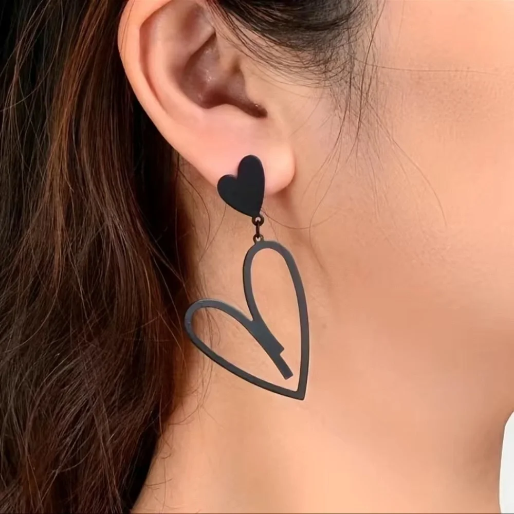 Black Matte Double Heart Drop Dangle Earrings Nwt